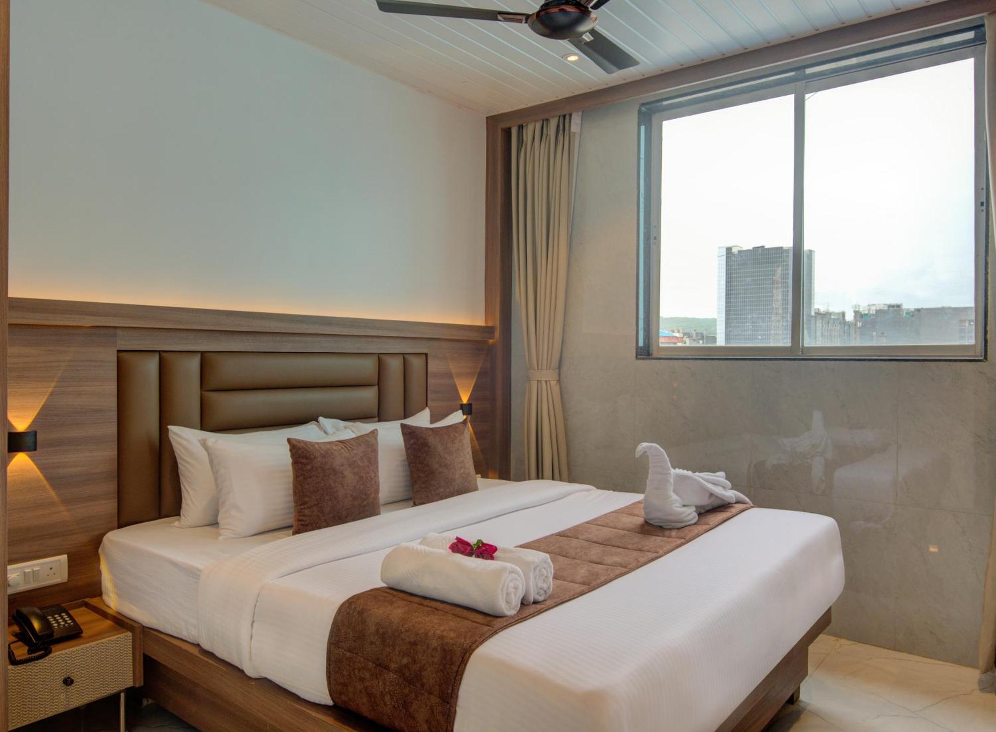 Hotel Galaxy Inn 나비뭄바이 외부 사진